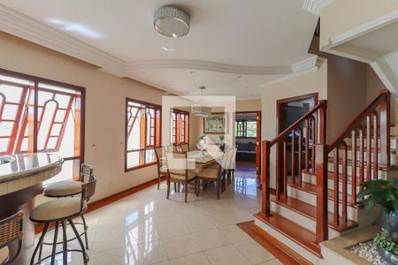 Sala de casa à venda com 3 quartos, 310m² em Parque do Colégio, Jundiaí