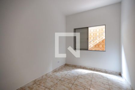 Quarto 1 de casa para alugar com 2 quartos, 110m² em Jardim Guanca, São Paulo