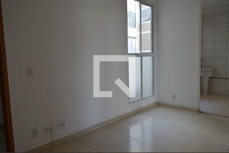 Sala de apartamento à venda com 2 quartos, 45m² em Chácaras Reunidas Santa Terezinha, Contagem