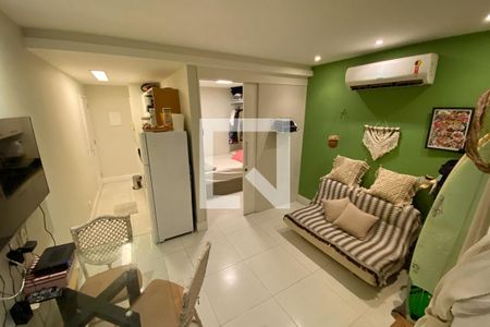 Sala de apartamento à venda com 1 quarto, 25m² em Copacabana, Rio de Janeiro