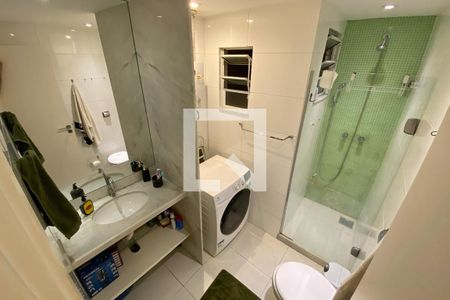 Banheiro de apartamento à venda com 1 quarto, 25m² em Copacabana, Rio de Janeiro