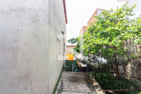 Vista  de casa à venda com 3 quartos, 166m² em Bussocaba, Osasco