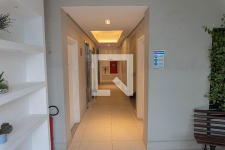 Hall de entrada de apartamento à venda com 1 quarto, 39m² em Bela Vista, São Paulo