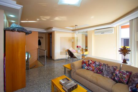 Sala de apartamento para alugar com 3 quartos, 70m² em Icaraí, Niterói