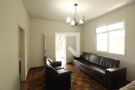 Sala de casa à venda com 4 quartos, 350m² em Carlos Prates, Belo Horizonte