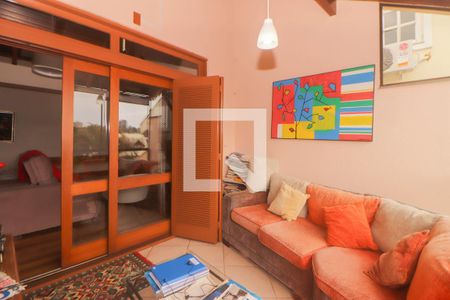 Casa à venda com 400m², 4 quartos e 4 vagas Casa à venda com 400m², 4 quartos e 4 vagasVaranda