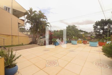 Casa à venda com 400m², 4 quartos e 4 vagas Casa à venda com 400m², 4 quartos e 4 vagasÁrea Externa