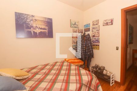 Casa à venda com 400m², 4 quartos e 4 vagas Casa à venda com 400m², 4 quartos e 4 vagasQuarto 3