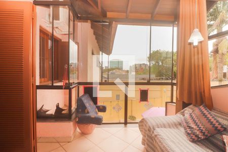 Casa à venda com 400m², 4 quartos e 4 vagas Casa à venda com 400m², 4 quartos e 4 vagasVaranda da Suíte