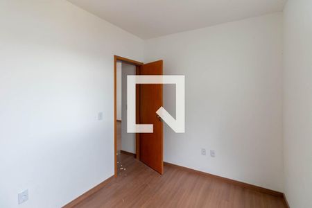 Apartamento à venda com 2 quartos, 52m² em Arvoredo, Contagem