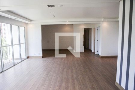 Sala de apartamento para alugar com 2 quartos, 160m² em Vila Bastos, Santo André