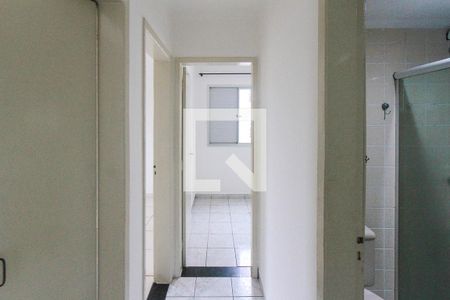 Corredor de apartamento para alugar com 3 quartos, 63m² em Jardim Ângela (zona Leste), São Paulo