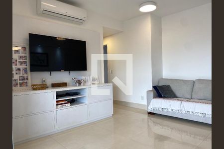 Apartamento à venda com 122m², 3 quartos e 2 vagasSala