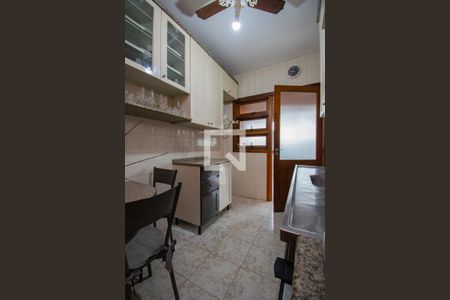 Cozinha de apartamento para alugar com 2 quartos, 90m² em Menino Deus, Porto Alegre