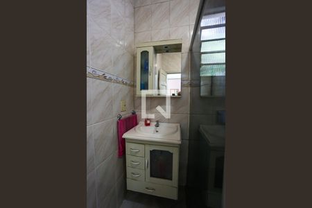 Casa à venda com 280m², 3 quartos e 2 vagas Casa à venda com 280m², 3 quartos e 2 vagasBanheiro