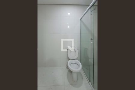 Banheiro de kitnet/studio para alugar com 1 quarto, 20m² em Jardim São Paulo(zona Norte), São Paulo