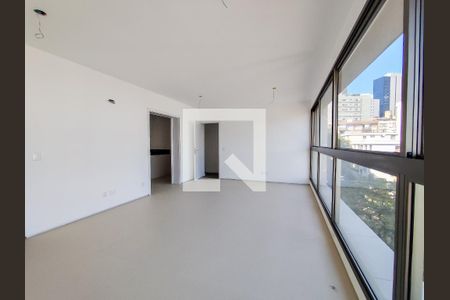 Apartamento à venda com 135m², 4 quartos e 3 vagasSala/Cozinha