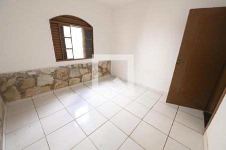 Quarto 1 de casa para alugar com 4 quartos, 120m² em Setor Faiçalville, Goiânia