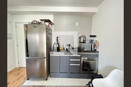 Cozinha  de apartamento para alugar com 1 quarto, 30m² em Jardim Prudência, São Paulo