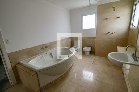 Apartamento à venda com 425m², 7 quartos e 5 vagas Apartamento à venda com 425m², 7 quartos e 5 vagasSuíte 4 Master - Banheiro