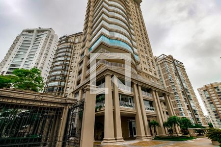 Apartamento à venda com 425m², 7 quartos e 5 vagas Apartamento à venda com 425m², 7 quartos e 5 vagasFachada do Prédio