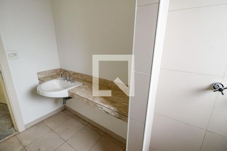 Apartamento à venda com 425m², 7 quartos e 5 vagas Apartamento à venda com 425m², 7 quartos e 5 vagasBanheiro da Suíte 1