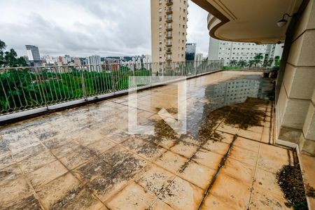 Apartamento à venda com 515m², 7 quartos e 4 vagas Apartamento à venda com 515m², 7 quartos e 4 vagasVaranda da Sala