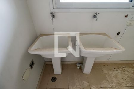 Apartamento à venda com 515m², 7 quartos e 4 vagas Apartamento à venda com 515m², 7 quartos e 4 vagasÁrea de Serviço