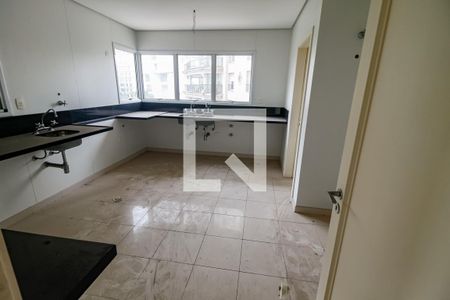 Apartamento à venda com 515m², 7 quartos e 4 vagas Apartamento à venda com 515m², 7 quartos e 4 vagasCozinha