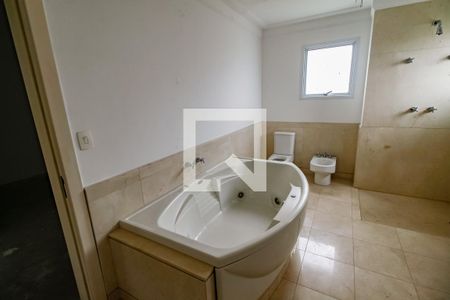Apartamento à venda com 515m², 7 quartos e 4 vagas Apartamento à venda com 515m², 7 quartos e 4 vagasBanheiro da Suíte 4