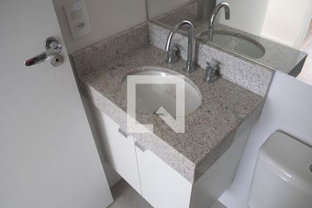 Banheiro de apartamento para alugar com 2 quartos, 47m² em Vila Dom Pedro Ii, São Paulo