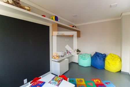 Apartamento para alugar com 33m², 2 quartos e sem vaga Apartamento para alugar com 33m², 2 quartos e sem vagaBrinquedoteca