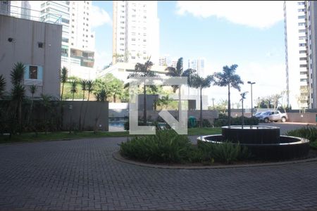 Vista para a Área da Piscina de apartamento para alugar com 1 quarto, 82m² em Vila da Serra, Nova Lima