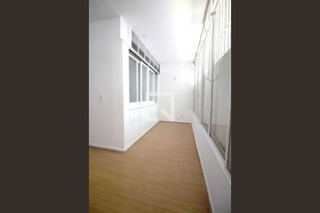 Sala de apartamento à venda com 3 quartos, 110m² em Cerqueira César, São Paulo