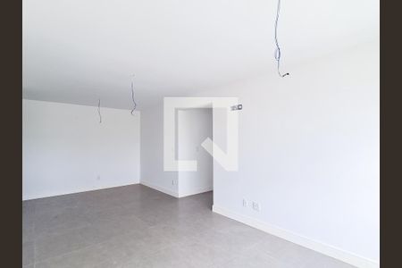 Sala de apartamento à venda com 2 quartos, 80m² em Passo D’areia, Porto Alegre