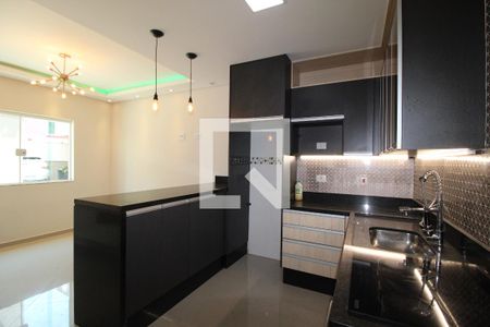 Sala/Cozinha de casa de condomínio à venda com 2 quartos, 60m² em Vila Ré, São Paulo