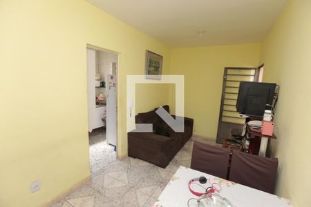 Sala de apartamento à venda com 2 quartos, 50m² em Califórnia, Belo Horizonte