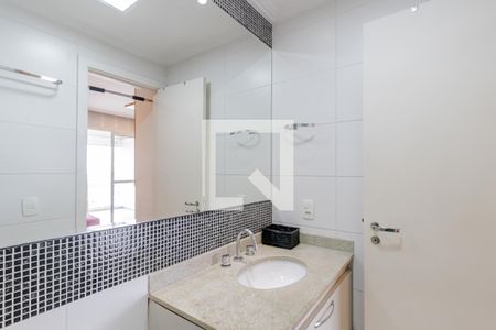 Banheiro de apartamento para alugar com 1 quarto, 41m² em Vila Dom Pedro I, São Paulo