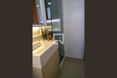 Banheiro da Suíte  de apartamento para alugar com 2 quartos, 84m² em Jardim Paulista, São Paulo