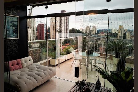 Casa à venda com 4 quartos, 250m² em Jardim Pinheiros, São Paulo