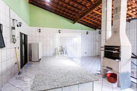 Casa à venda com 5 quartos, 125m² em Vila Yolanda, Osasco