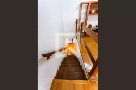 Casa à venda com 5 quartos, 125m² em Vila Yolanda, Osasco