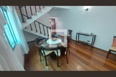 Casa à venda com 3 quartos, 144m² em Jardim Ester Yolanda, São Paulo