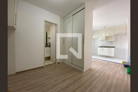 Apartamento à venda com 3 quartos, 72m² em Vila Santo Estefano, São Paulo