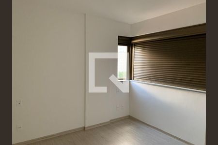 Apartamento à venda com 4 quartos, 133m² em Funcionários, Belo Horizonte