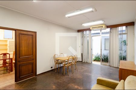 Sala de casa à venda com 3 quartos, 296m² em Mirandópolis, São Paulo