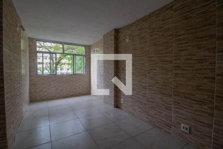 Sala  de apartamento à venda com 2 quartos, 60m² em Tanque, Rio de Janeiro