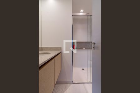 Lavabo de apartamento para alugar com 1 quarto, 66m² em Pinheiros, São Paulo