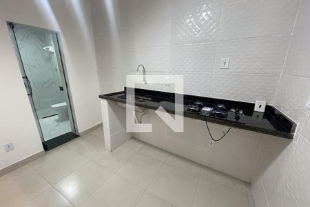 Cozinha de casa para alugar com 1 quarto, 50m² em Parque Uruguaiana, Duque de Caxias