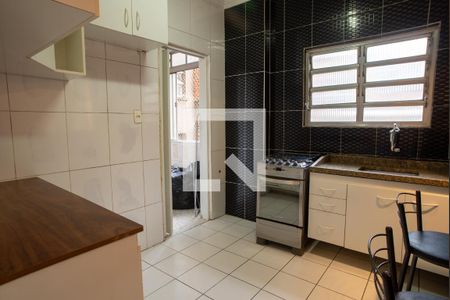 Cozinha de apartamento para alugar com 1 quarto, 66m² em Bela Vista, São Paulo